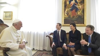 Đức Giáo Hoàng Phanxicô tiếp người sáng lập Facebook